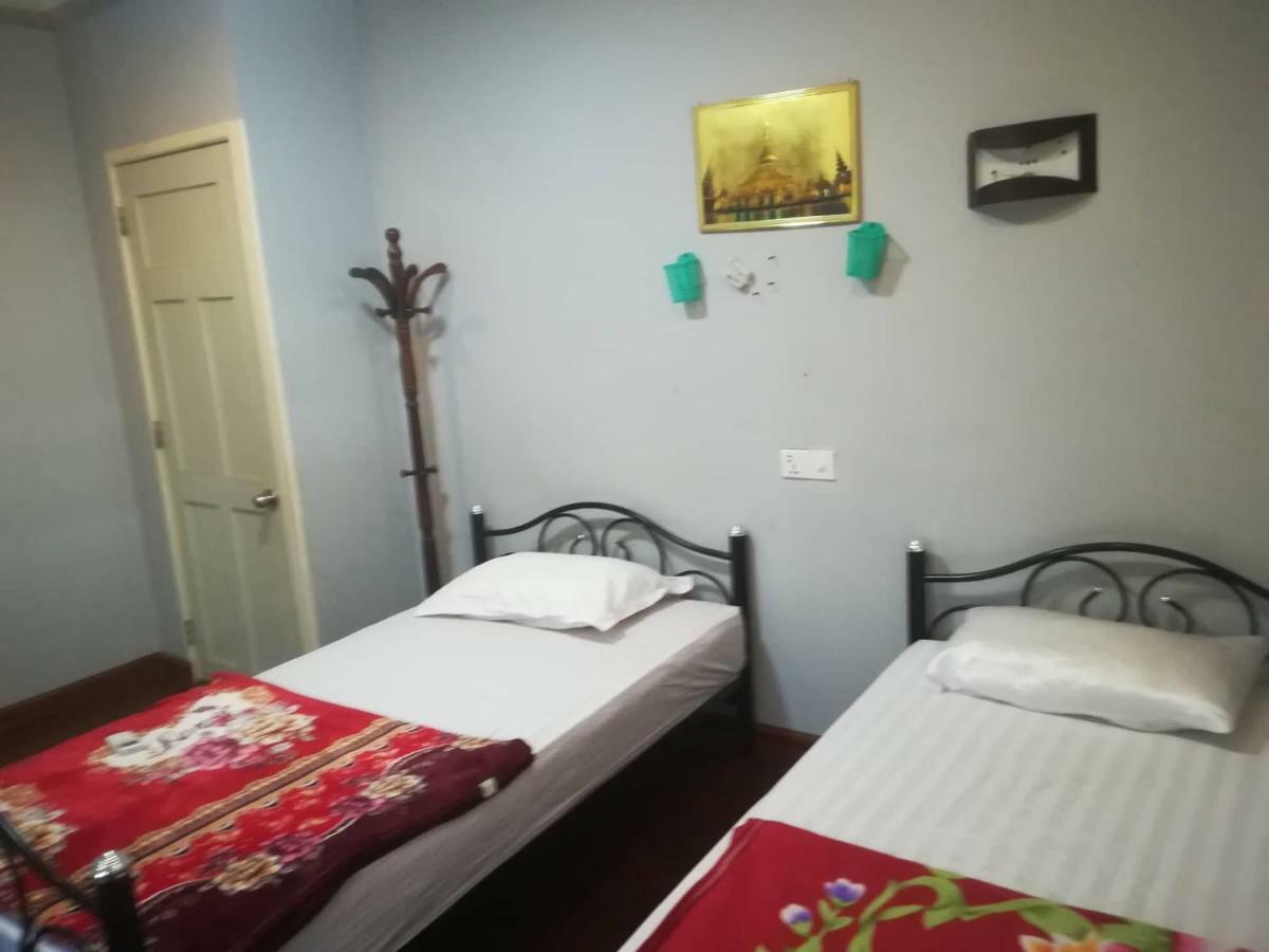Lux Pillow Hostel Nyaung-U Exterior photo